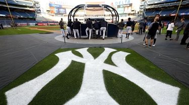 A view of Yankees batting practice at Yankee