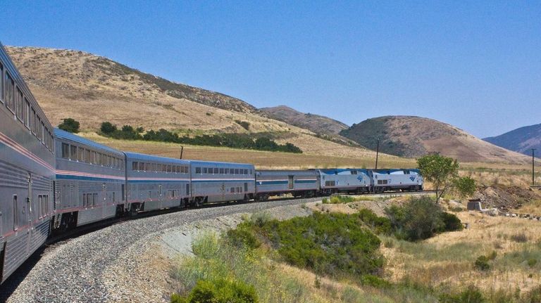 Amtrak S Coast Starlight Is A Budget Friendly Way To See The