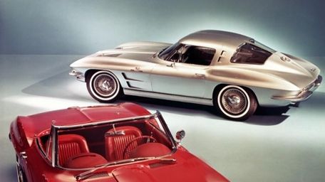 A pair of 1967 Chevrolet Corvette Sting Rays