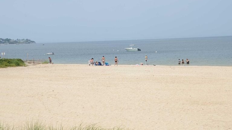 11 Long Island Beaches Closed To Swimming Saturday Newsday