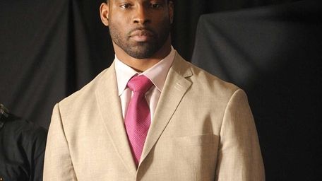 Justin Tuck of the New York Giants will