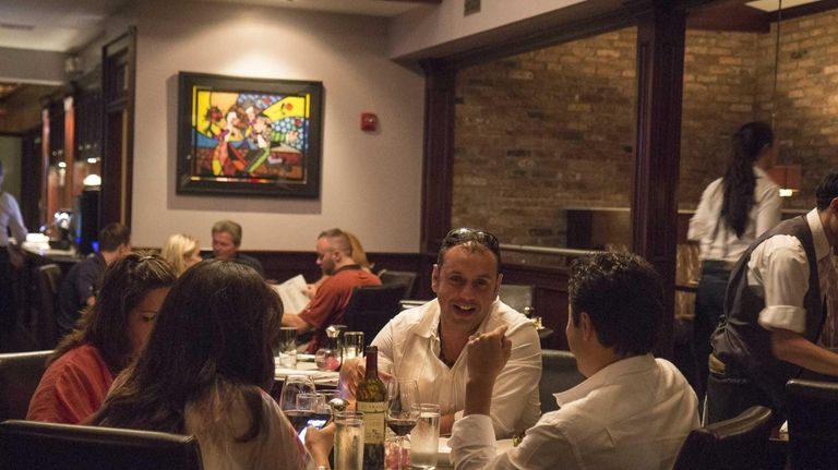 MARBLE MODERN AMERICAN STEAKHOUSE, Floral Park WHAT: A