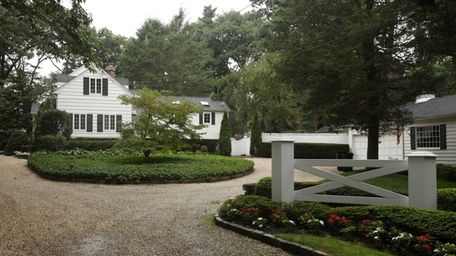 Bobby Nystrom's Oyster Bay Cove home is a