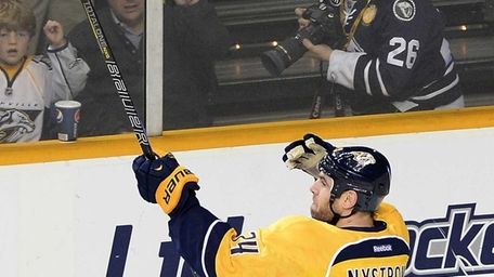  Nashville s Eric Nystrom remains LIer at heart Newsday