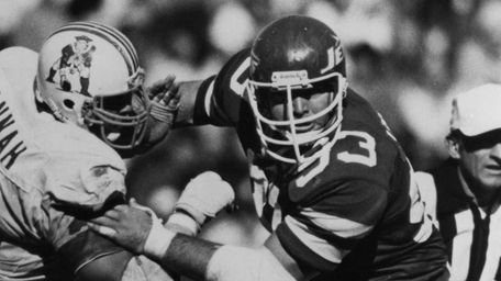 marty lyons jets honor inducted ring into newsday tries defensive tackle