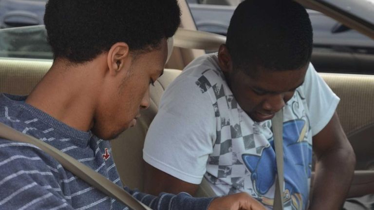 Deer Park High School students race to buckle