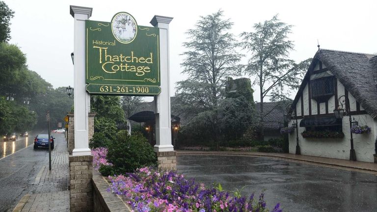 Centerport S Thatched Cottage To Close Oct 6 Newsday