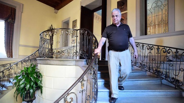 Oheka Castle owner and political power broker Gary