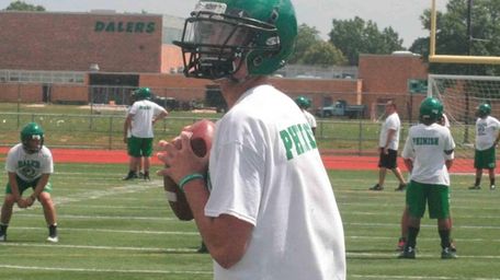 Farmingdale QB Mike Scheuerer.