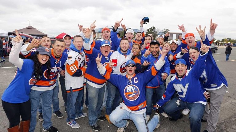 The Horn Identity: Islanders fans bond through parking-lot ...