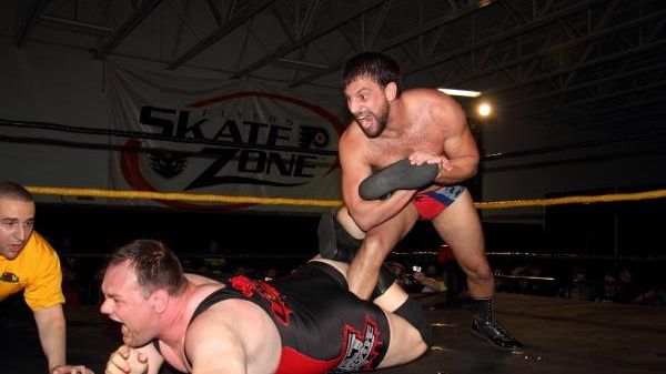 Combat Zone Wrestling brings hardcore act to Deer Park | Newsday