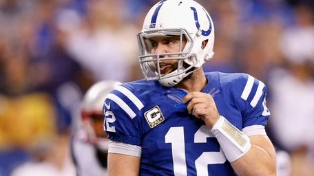 QB Andrew Luck of the Indianapolis Colts looks